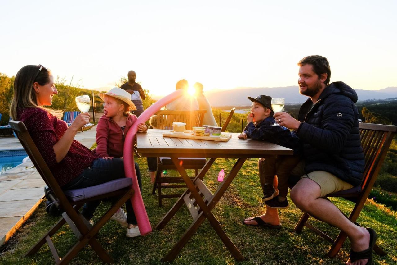 Big Sky Cottages Wolseley Luaran gambar